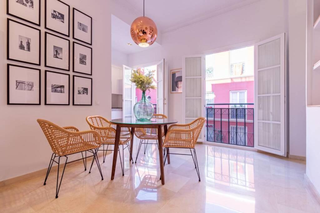 Mumu Luxury Suite Lirio Sevilla Buitenkant foto