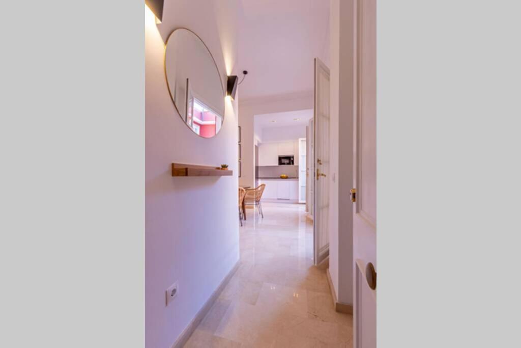 Mumu Luxury Suite Lirio Sevilla Buitenkant foto