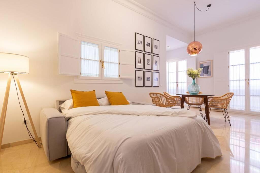 Mumu Luxury Suite Lirio Sevilla Buitenkant foto