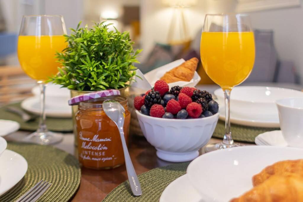 Mumu Luxury Suite Lirio Sevilla Buitenkant foto