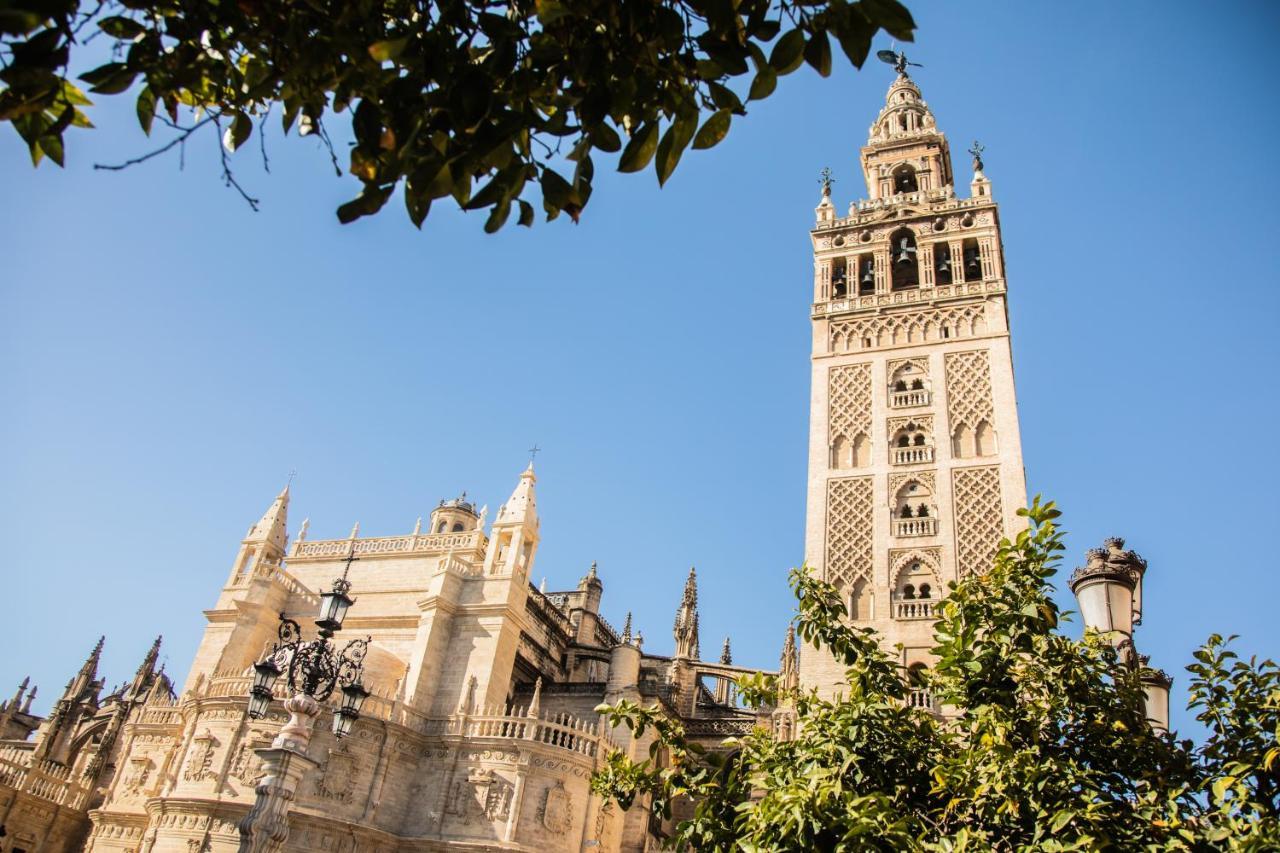 Mumu Luxury Suite Lirio Sevilla Buitenkant foto